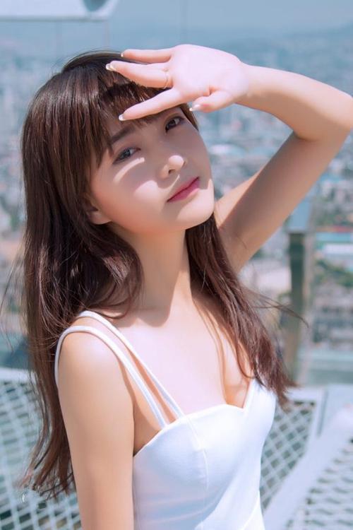 快穿之勾精子计划h 塞东西走路play 孙老头又长粗