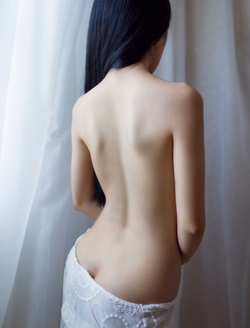 我要吃你的奶小妖精，每次和爸爸做完再去上学