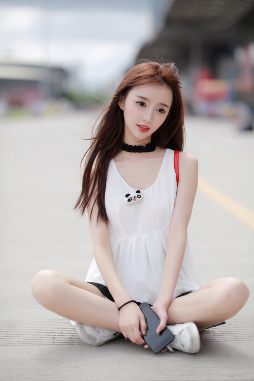 一下课男生就把我拉进厕所—厨房切底征服