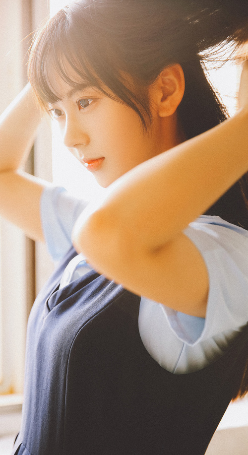 攻用锁链锁住受调教改造,小奶尖儿都挺立起来了