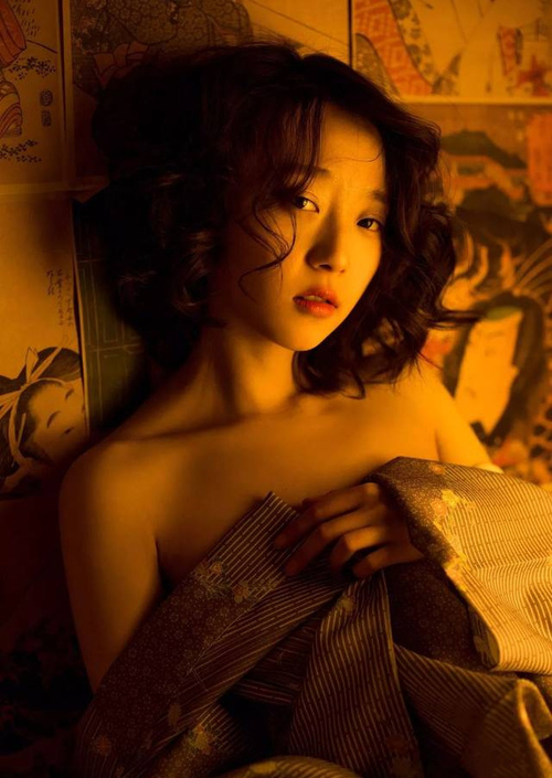 美女张开双腿让男生桶，男朋友甜我下面好爽