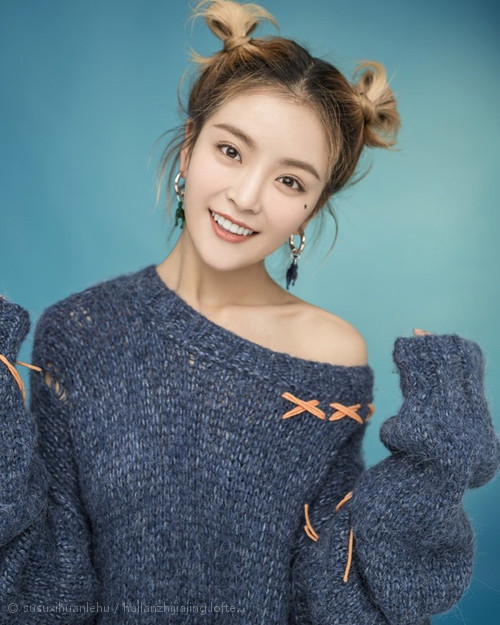 女友闺蜜夹得我真爽（受向前爬再被攻拖回去）