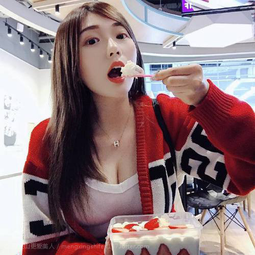女朋友把我撩得好涨，调教肚子好涨要尿任务