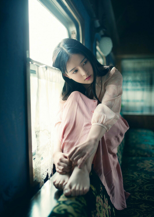 王爷在花园含乳 不嘛不嘛人家就要你快点