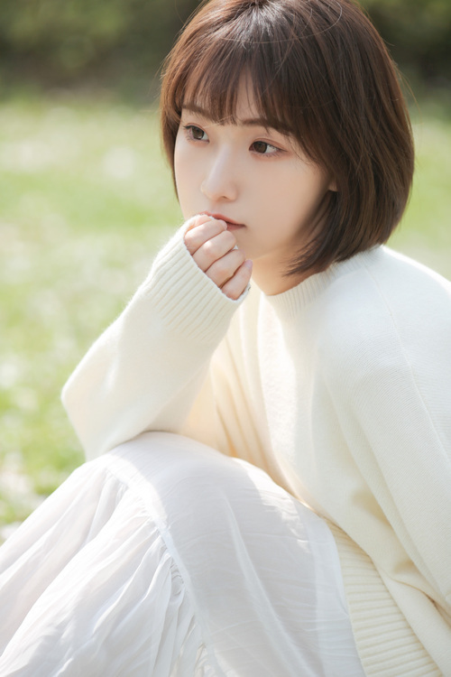 玩两个少妇女邻居 乖把葡萄一颗颗夹碎h