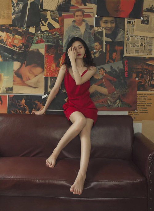女邻居夹得好紧太爽了| 好湿热花径 舌尖探进