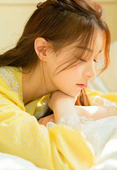 把女的下面扒开添 女主涨奶男主装傻吃的奶