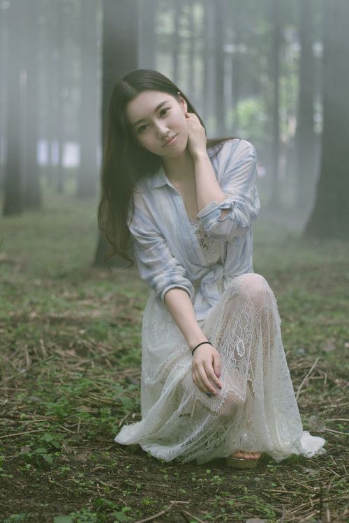 三个人在一个床上做了 超级乱婬长篇小说-王牌教练