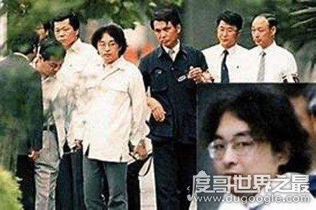 宫崎勤事件，以残忍手段杀害四名女童(奸尸/吃尸/饮血令人发指)