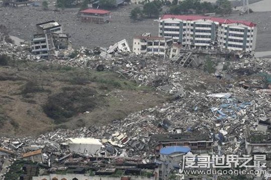 汶川地震天空狐狸眼睛，谣传为不祥之兆(地震引起气候变化)