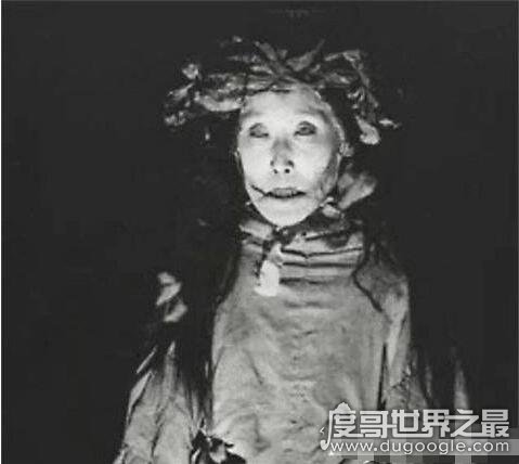 北京故宫闹鬼事件的影响，故宫保卫遇女鬼后离奇死亡