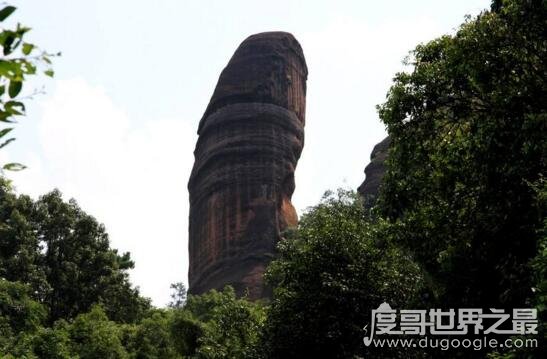 韶关丹霞山阴阳石，酷似男女生殖器的纯天然奇石