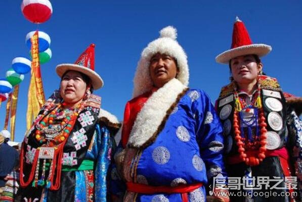 少数民族蒙古族的风俗习惯大全，哈达是蒙古族人民社交活动必备