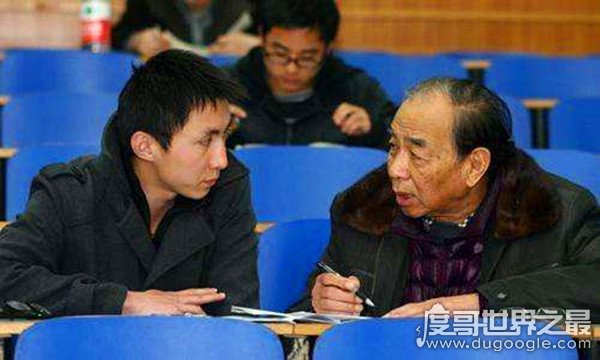 中国最年轻的教授，刘路(年仅22岁成为正教授级研究员)