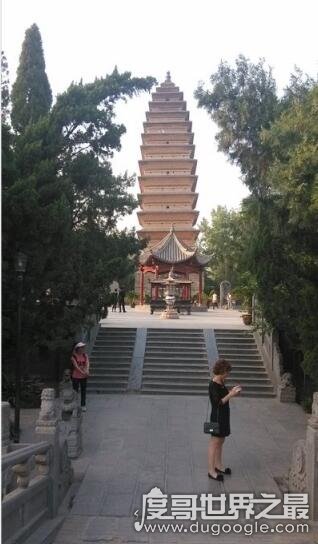 中国第一座佛教寺院，河南洛阳白马寺(创建于公园68年)