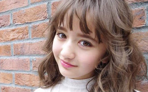 日本 12 岁「小学生」模特儿　她成熟的程度让所有姐姐们都认输了