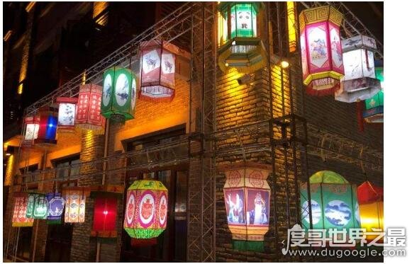 秀山花灯主要在什么期间表演，从正月初二开始到正月十五结束