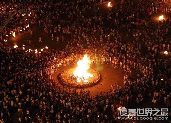 白族的传统节日有哪些，火把节是白族古老而又热闹的节日