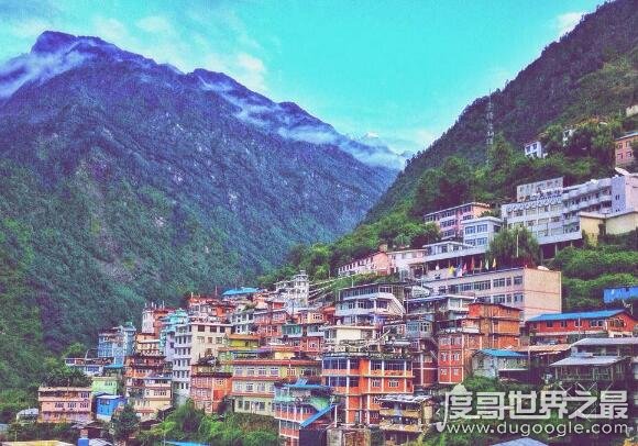 山城是哪个城市，重庆是世界上最大的山城(依山而建的城市)