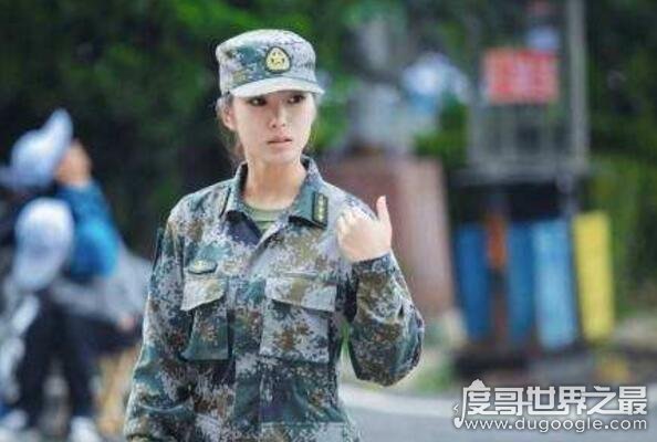 中国最美女教官，刘艺晗(因酷似章子怡而走红网络)