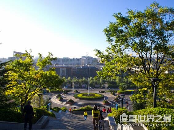 中国最宜居城市，这十大城市风景优美气候适宜非常的适合居住