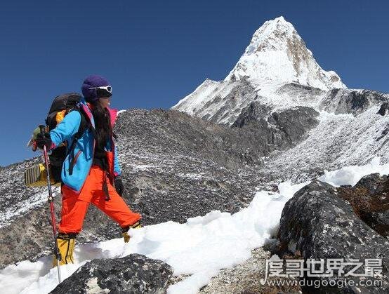 中国女子登山第一人，罗静(她成功登顶8844米的珠穆朗玛峰)