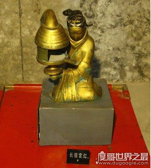 中国天下第一灯，长信宫灯真品多少钱(有钱也难买到)