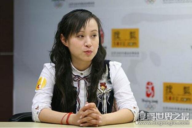 中国登山界第一美女，罗丽莉(首个征服卓奥友峰的女人)