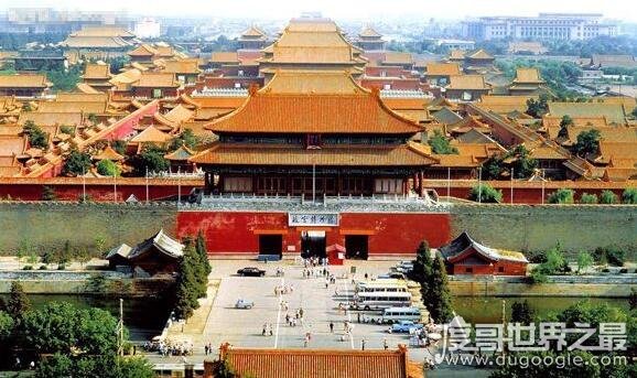 北京故宫是哪个朝代建的，明代朱棣花费14年建造的世界中心