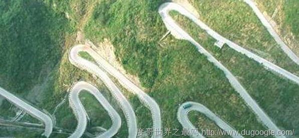 矮寨盘山公路被称为中国最美公路，长六公里, 垂直高度440米