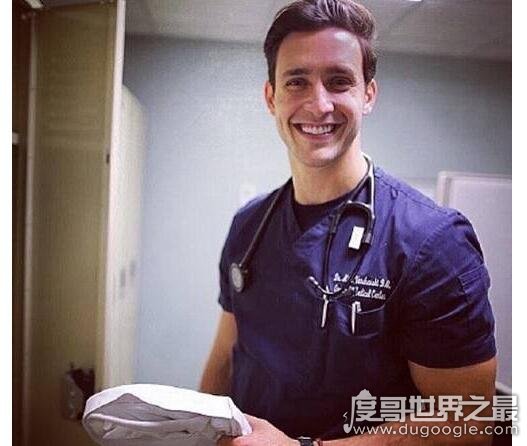 全球最帅医生走红，Doctor.Mike是一位可以出道当明星的帅医生