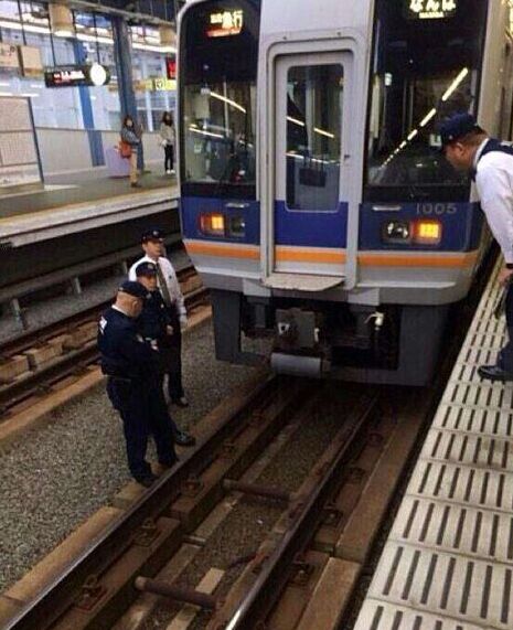 日本大阪车站现灵异事件 跳车女子离奇消失