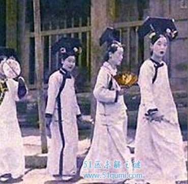 1992年北京故宫闹鬼事件 宫墙上竟出现灵异画面