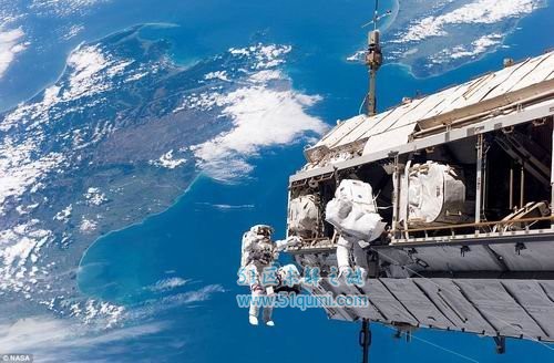 空间站的主要作用是什么?宇航员在空间站如何生活?
