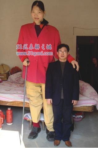 世界十大女巨人 中国女巨人姚德芬比姚明还要高!