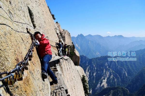 华山长空栈道是怎么修的?华山长空栈道死过人吗?