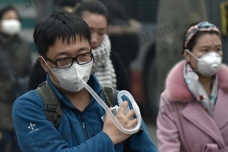 卖空气也能发财 又有加拿大华裔高价卖空气