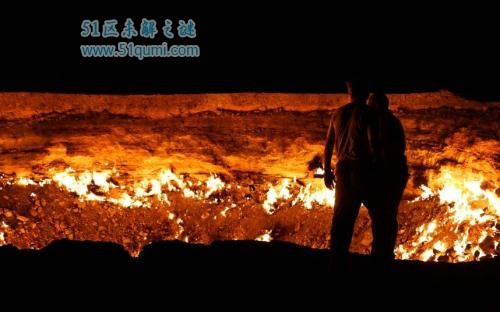 土库曼斯坦地狱之门 为什么不熄灭大火你知道吗?