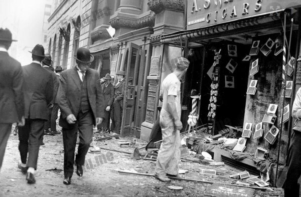 1920年华尔街恐怖袭击事件