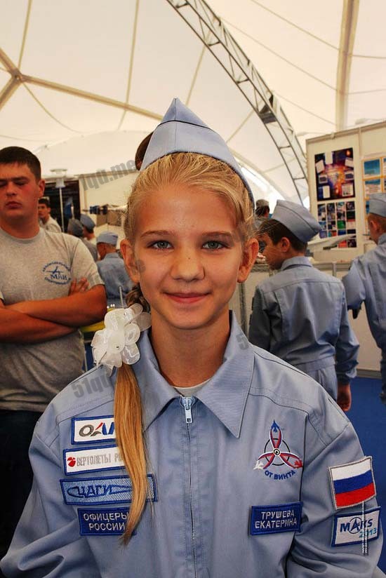俄罗斯13岁小女孩卡捷琳娜
