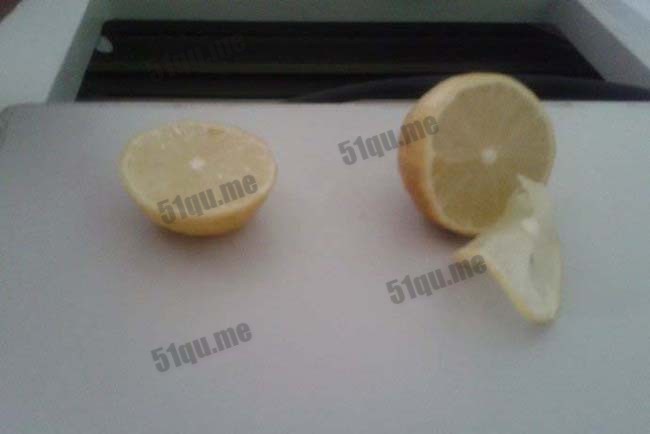 高二女生对柠檬制作的诅咒实验