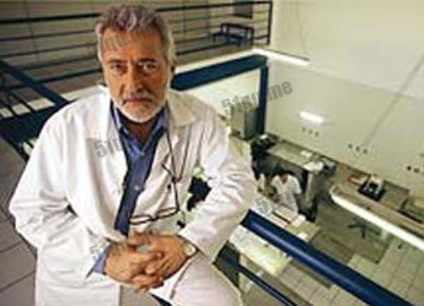 巴西知名的病理学家Dr. Fortunato Badan Palhares