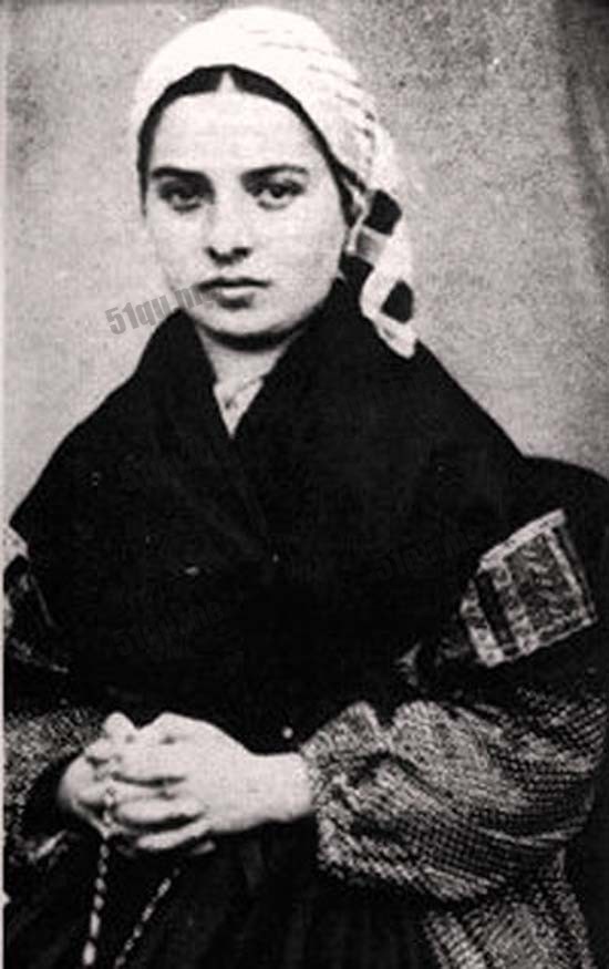 伯尔纳德于（Bernadette Soubirous）