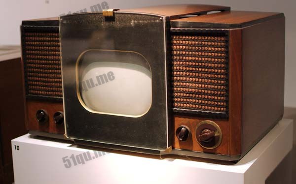 世界上第一台电视机
