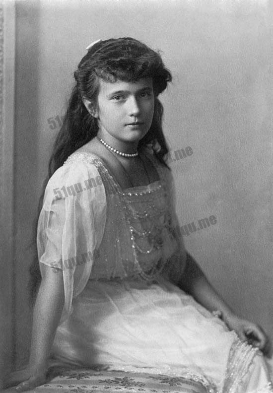 四公主阿纳斯塔西娅（1901年6月18日 –1918年7月17日，17岁）