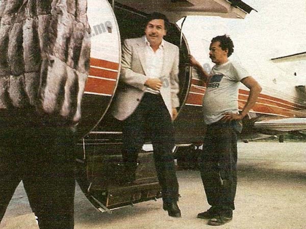 巴勃罗.埃斯科巴 (Pablo Escobar)商务飞机