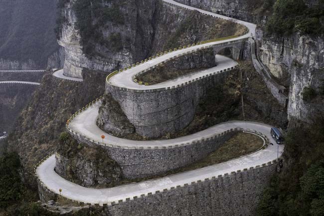 中国天门山公路