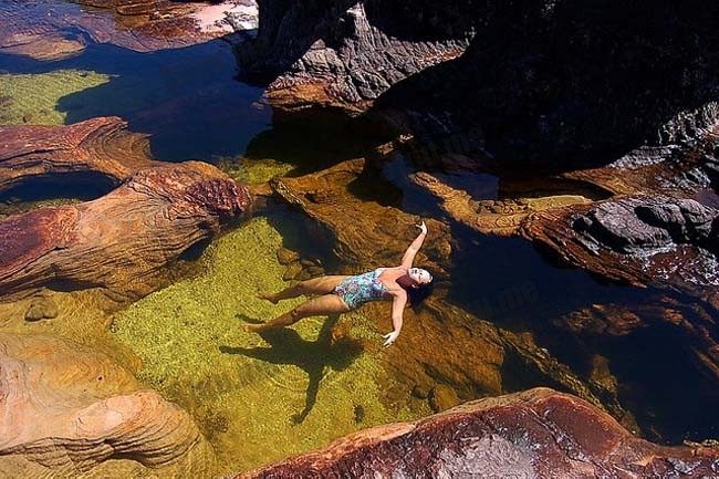 罗赖马山(Mount Roraima)