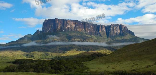 罗赖马山(Mount Roraima)