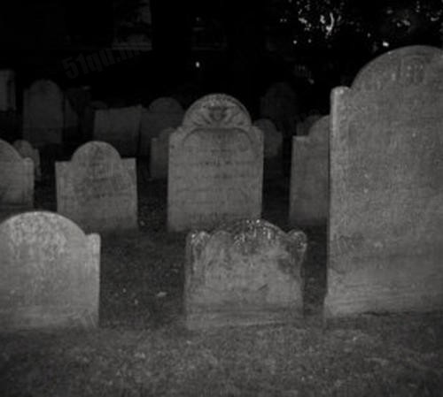 英国墓地吸血鬼事件
